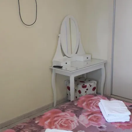 Floritas דירה